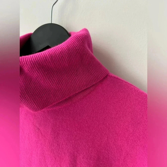 Cashmere collection bright  pink turtleneck sweater - Picture 4 of 14